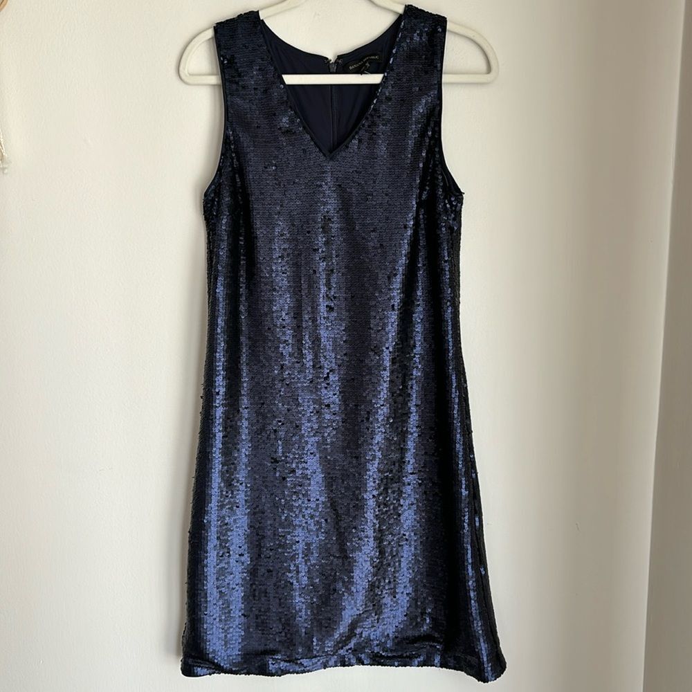 Banana Republic Women Navy Blue Sequin VNeck Sleeveless Sparkle Dress 6 Tall NWT